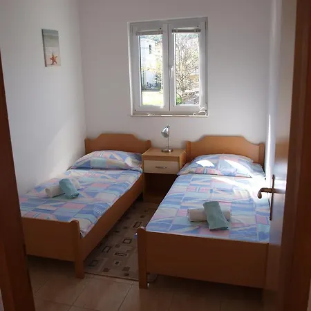 Basina Beach Apartman Vrboska